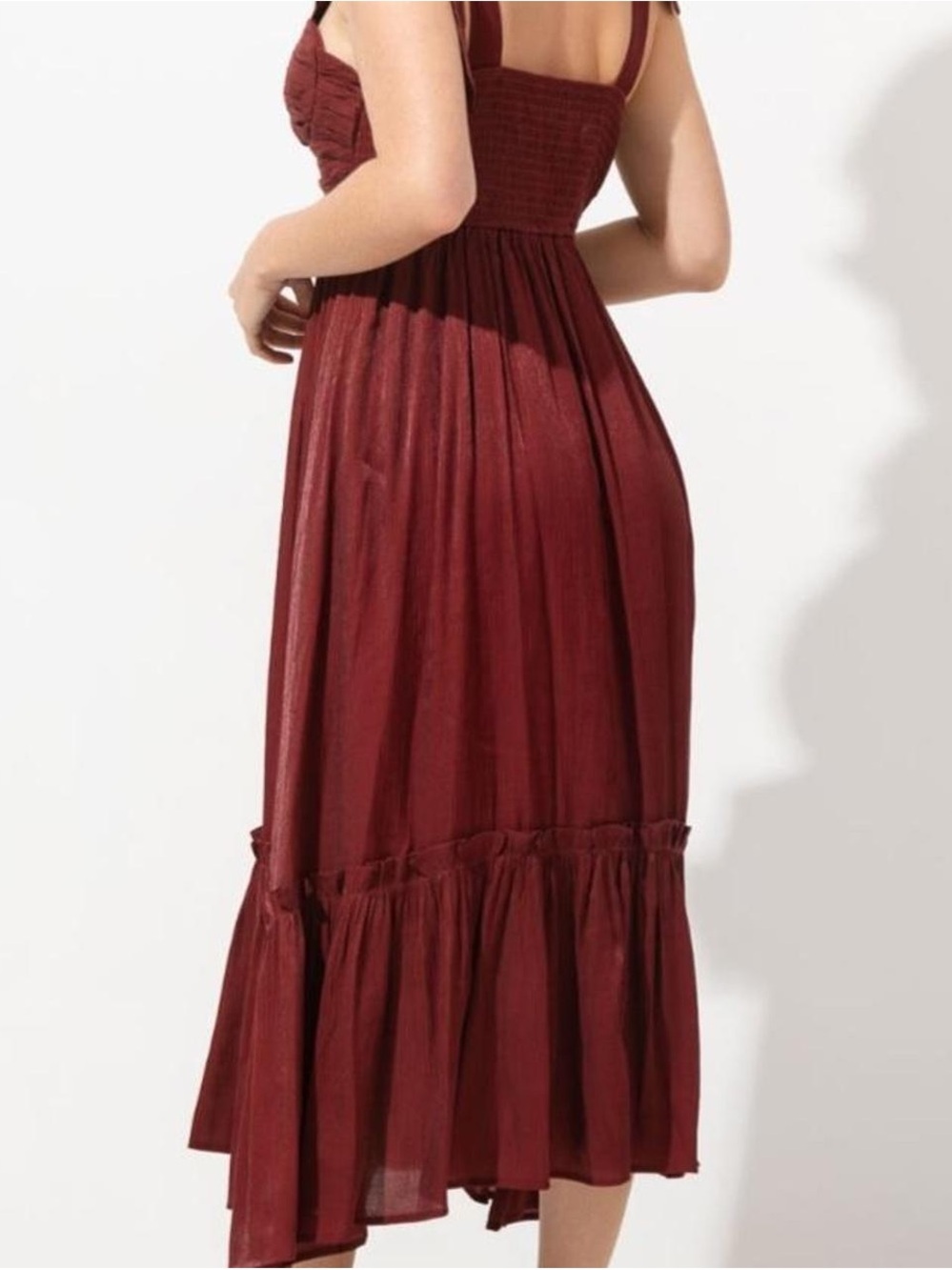 Blu Pepper Burgundy Metallic Tie Shoulder
Ruched Smocked Midi Dress Womens M - Picture 3 of 11